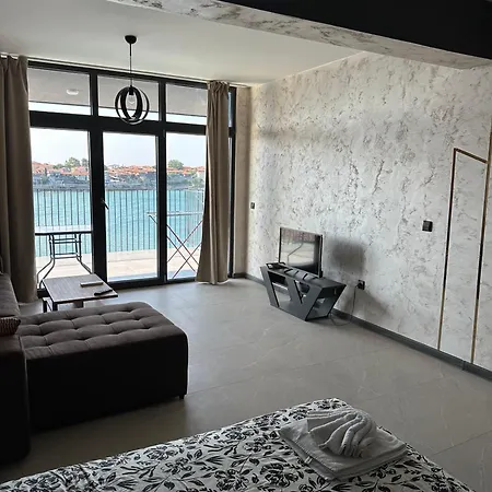 公寓 Sozopol Beach Apartments *